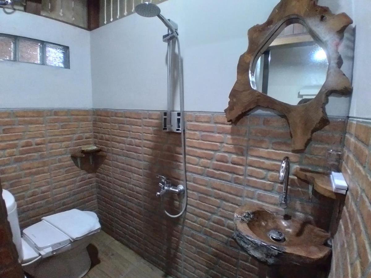 Dem Ayem Heritage Guest House Джокьякарта Экстерьер фото